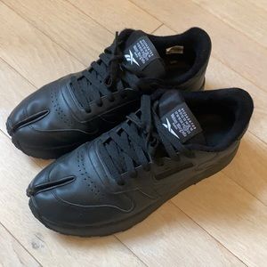 Maison Margiela Reebok Tabi Sneakers Black
